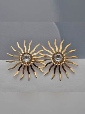 Vintage Sarah Coventry Fascination Sunburst Clip On Earrings Gold Tone 1959